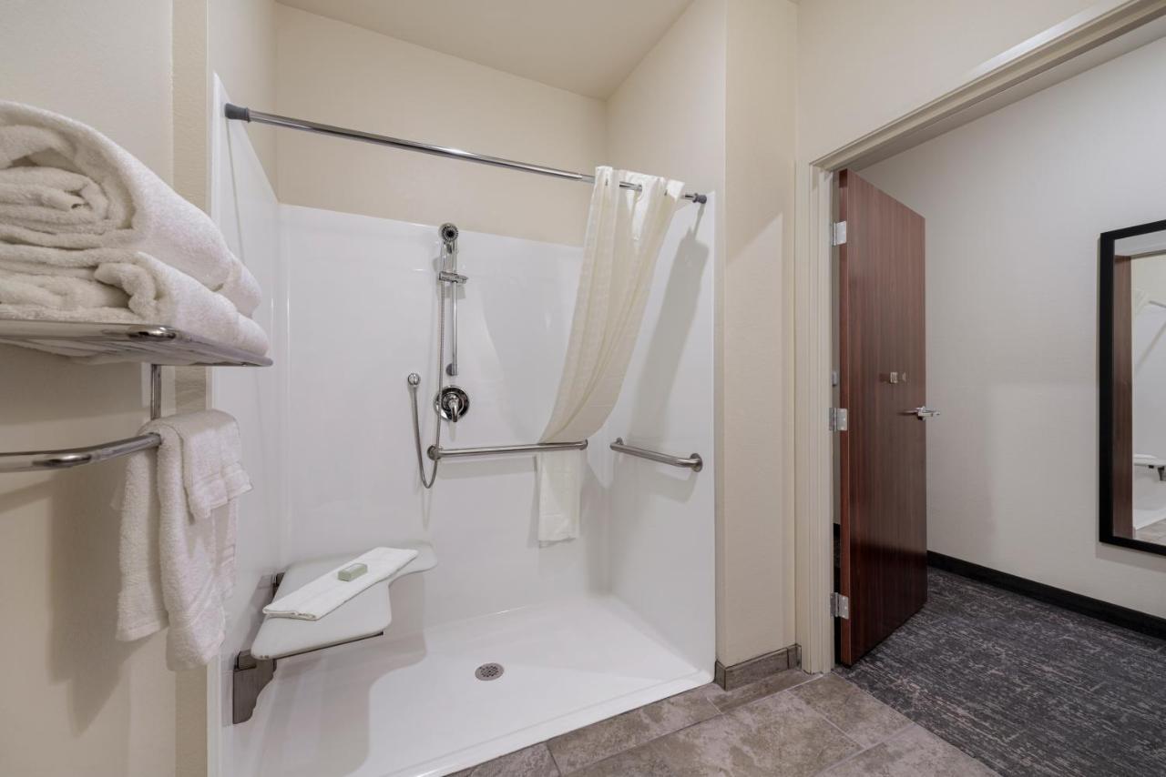 Cobblestone Inn & Suites - Brookville Bagian luar foto