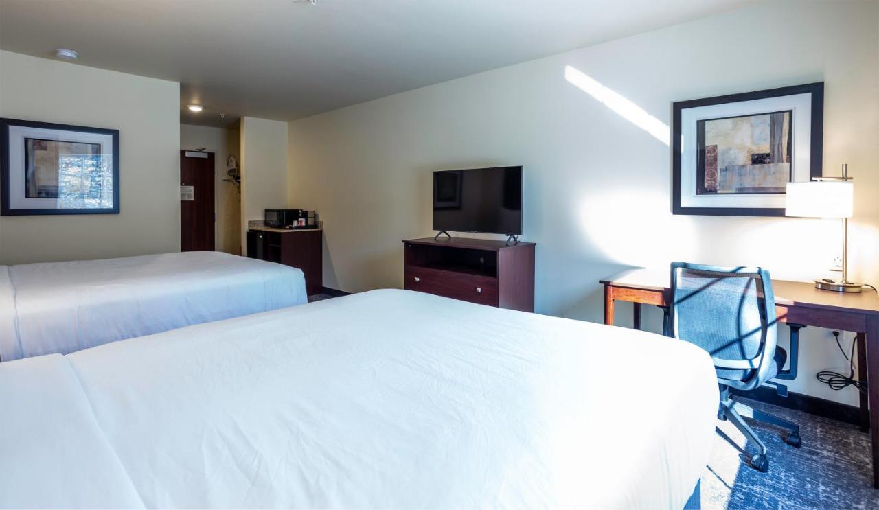 Cobblestone Inn & Suites - Brookville Bagian luar foto