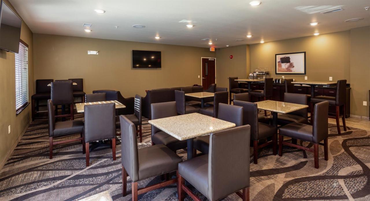 Cobblestone Inn & Suites - Brookville Bagian luar foto