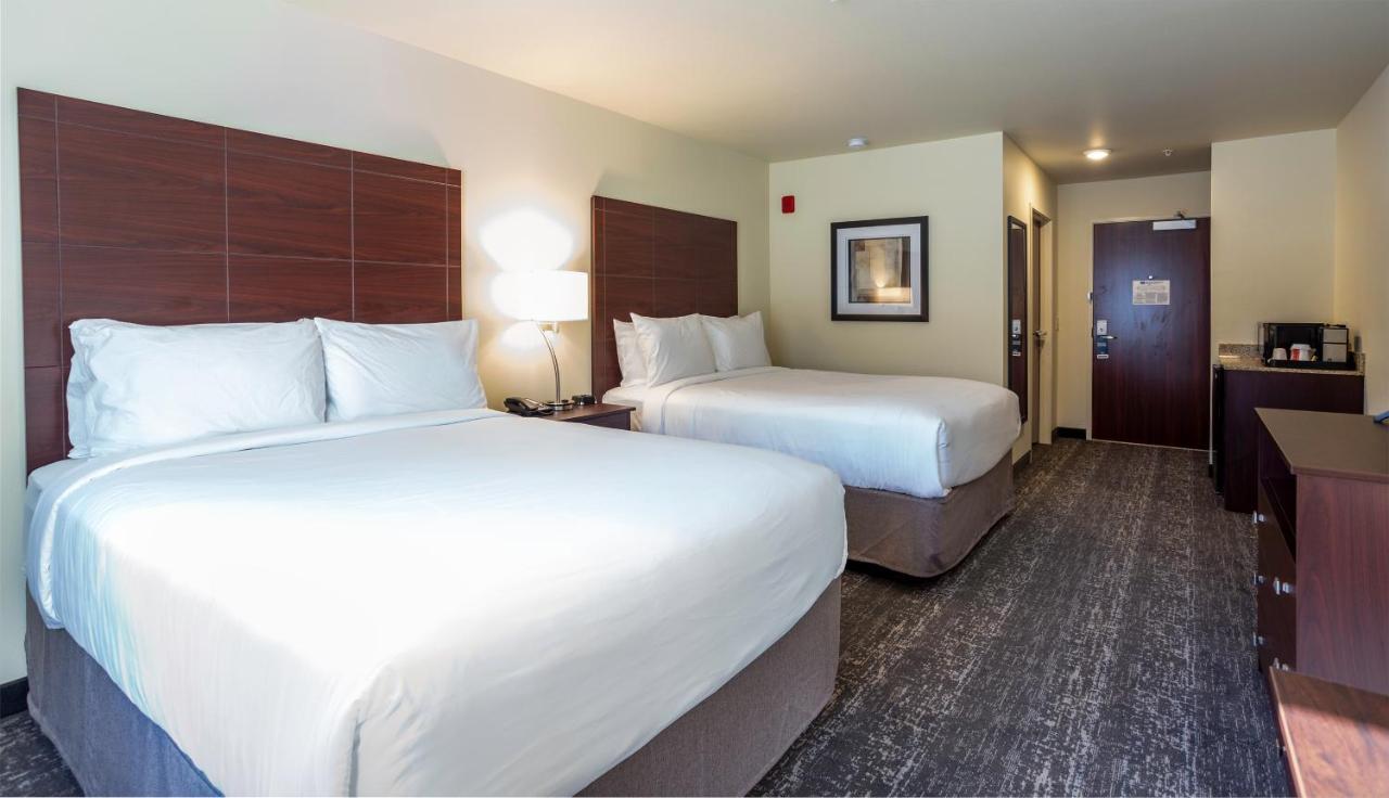 Cobblestone Inn & Suites - Brookville Bagian luar foto